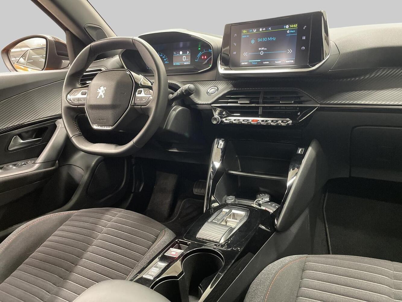 Peugeot e-2008 vaihtoauto
