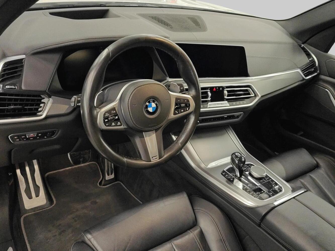 BMW X5 vaihtoauto