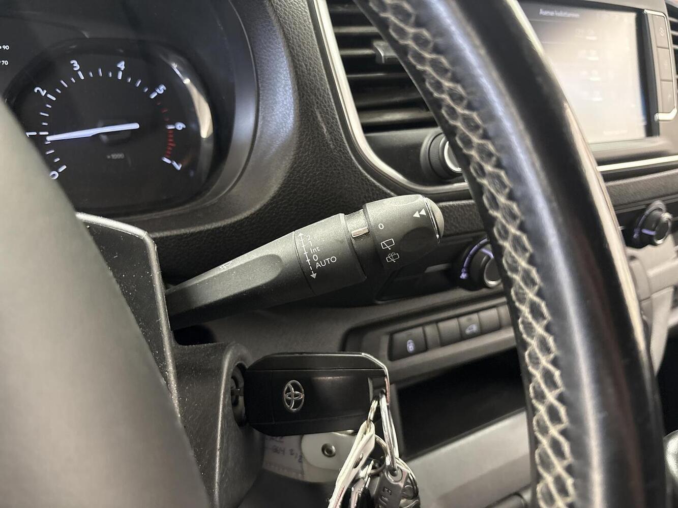Toyota Proace vaihtoauto