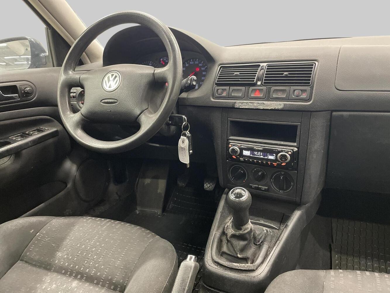 Volkswagen Golf vaihtoauto