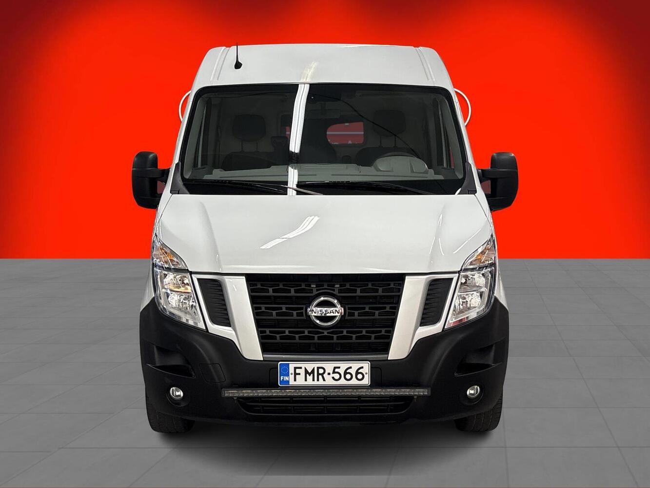 Nissan NV400 vaihtoauto