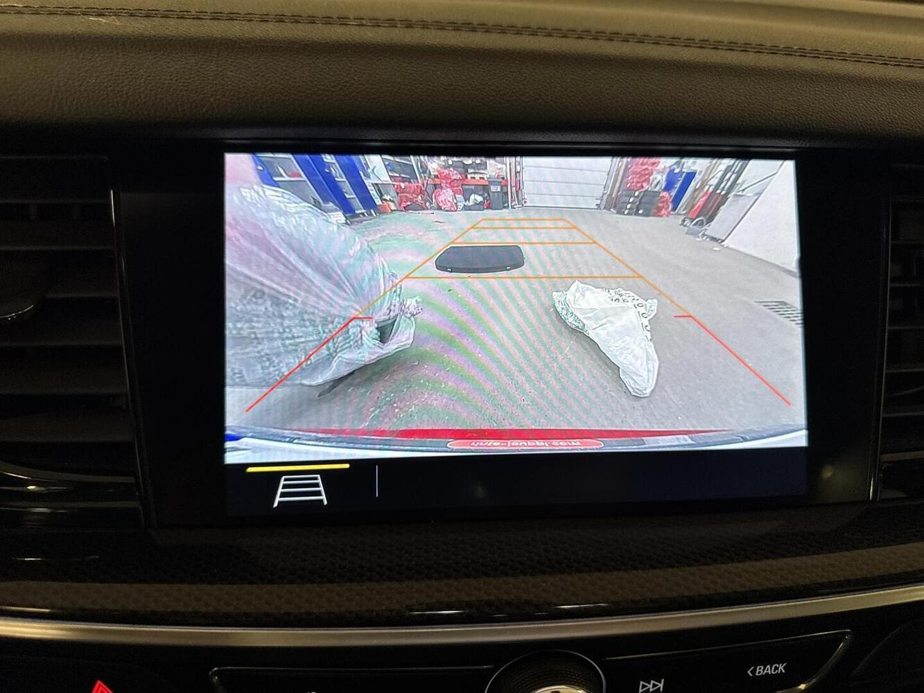 Opel Insignia vaihtoauto