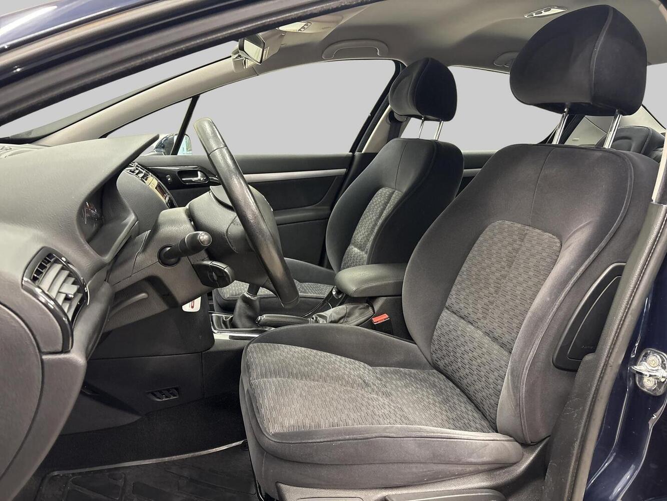 Peugeot 407 vaihtoauto