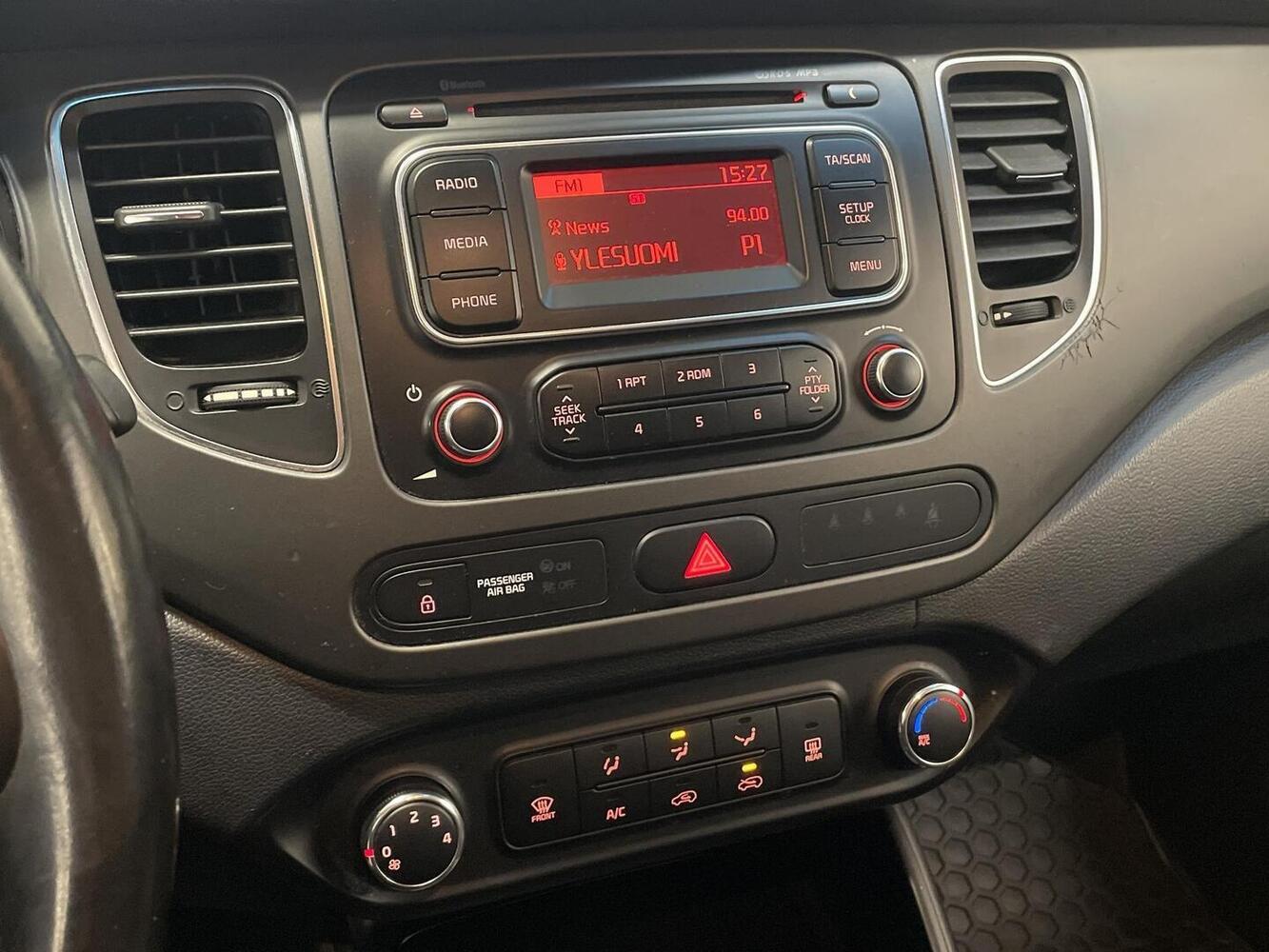 Kia Carens vaihtoauto