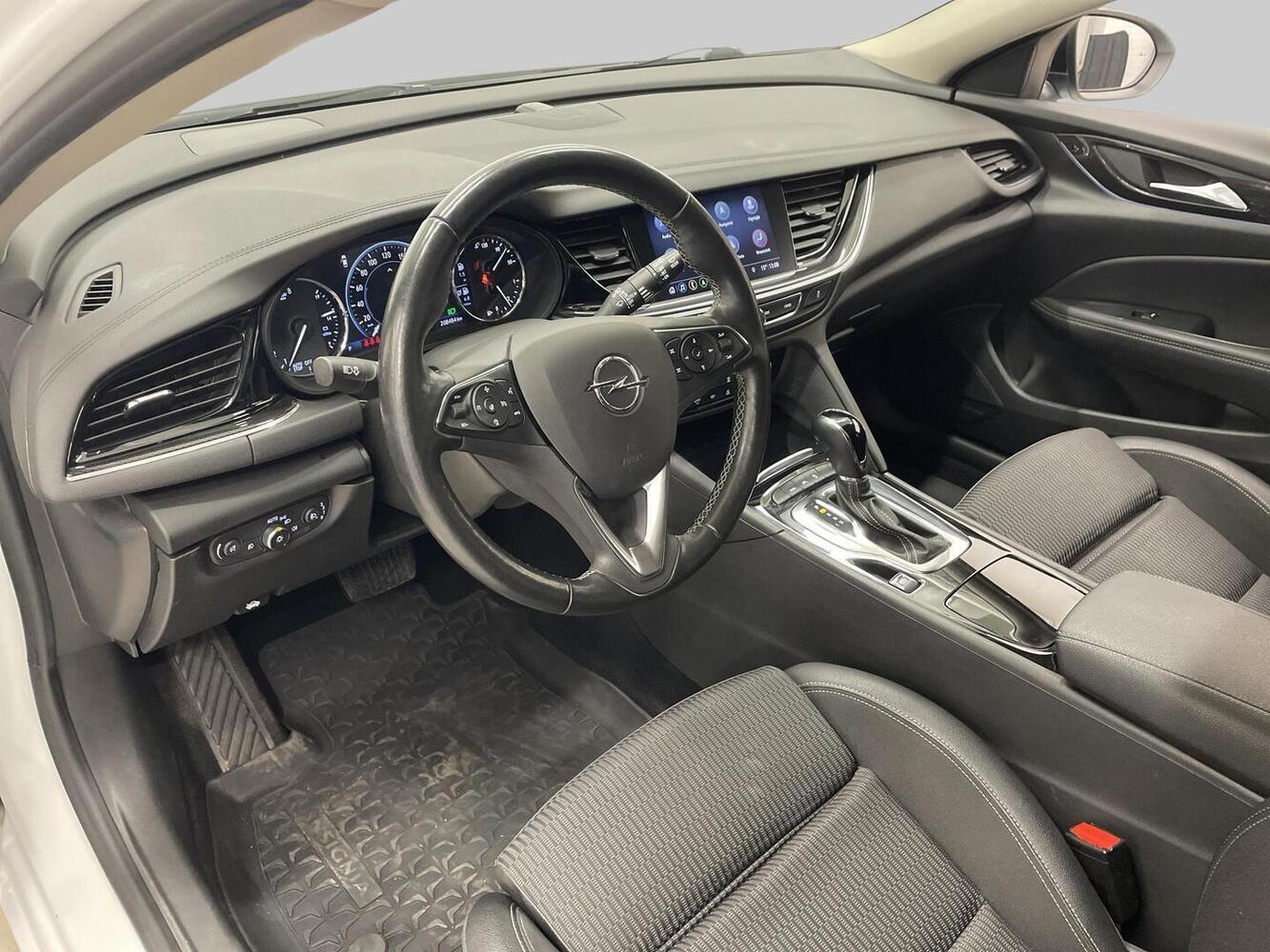 Opel Insignia vaihtoauto