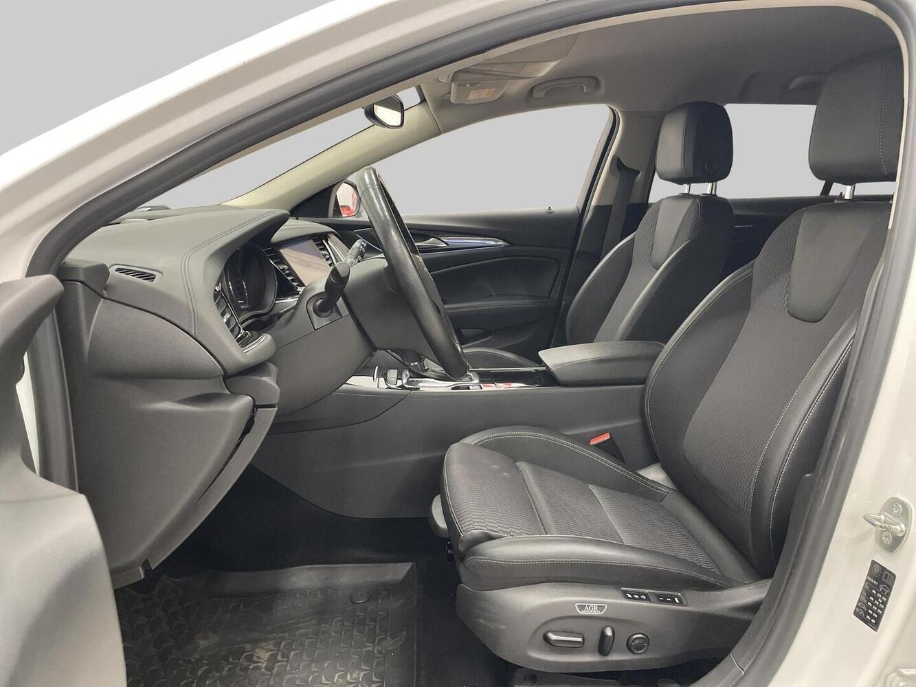 Opel Insignia vaihtoauto