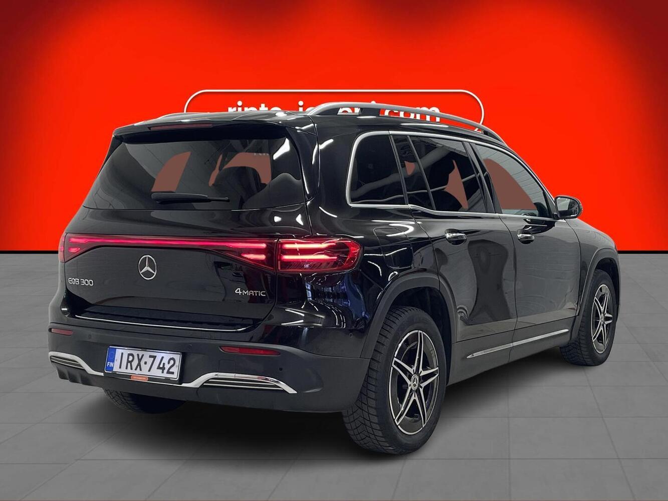 Mercedes-Benz EQB vaihtoauto