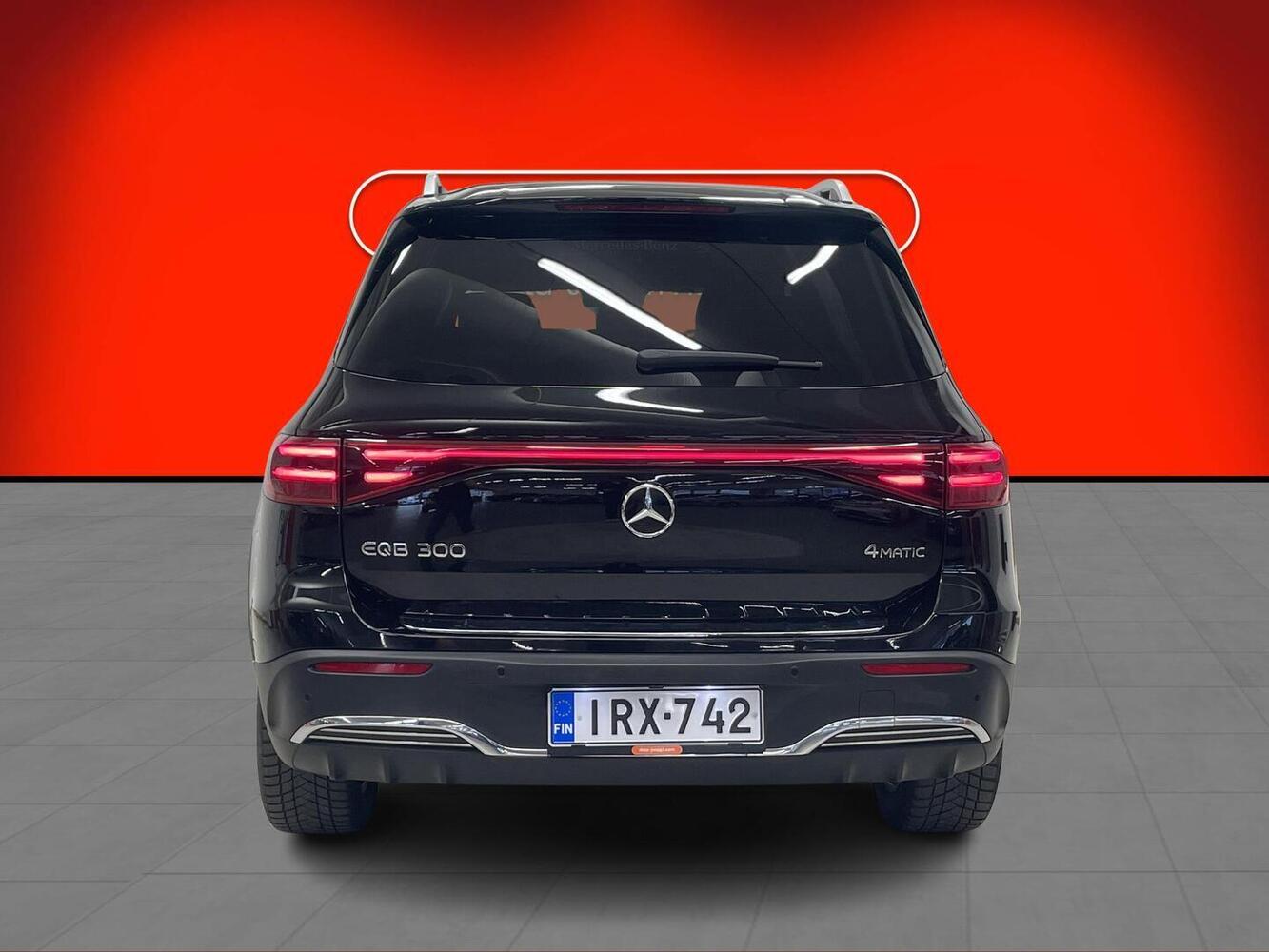 Mercedes-Benz EQB vaihtoauto