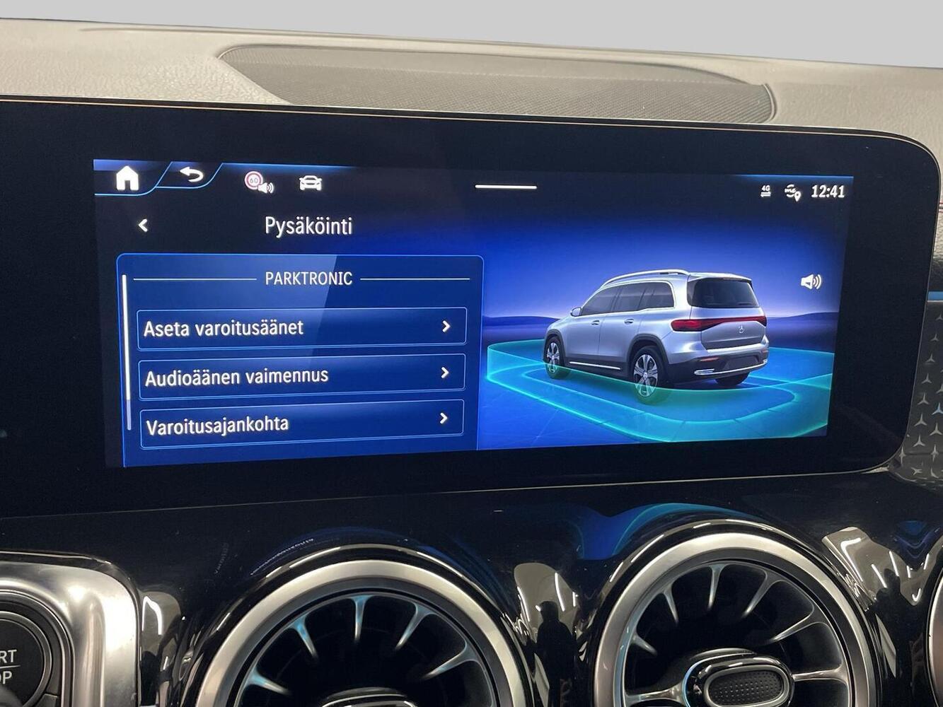 Mercedes-Benz EQB vaihtoauto