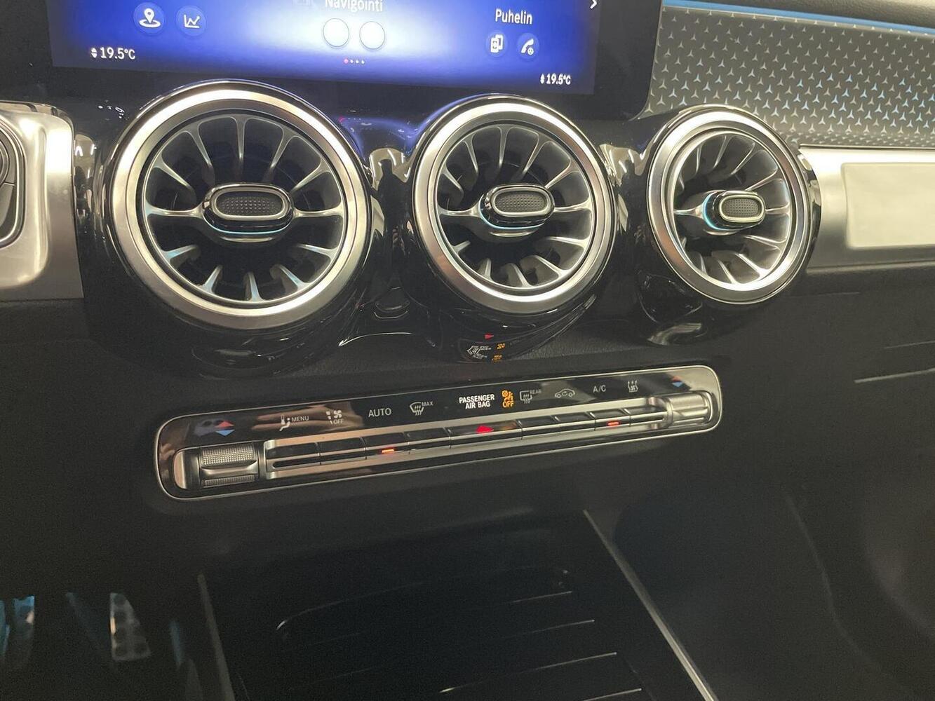 Mercedes-Benz EQB vaihtoauto
