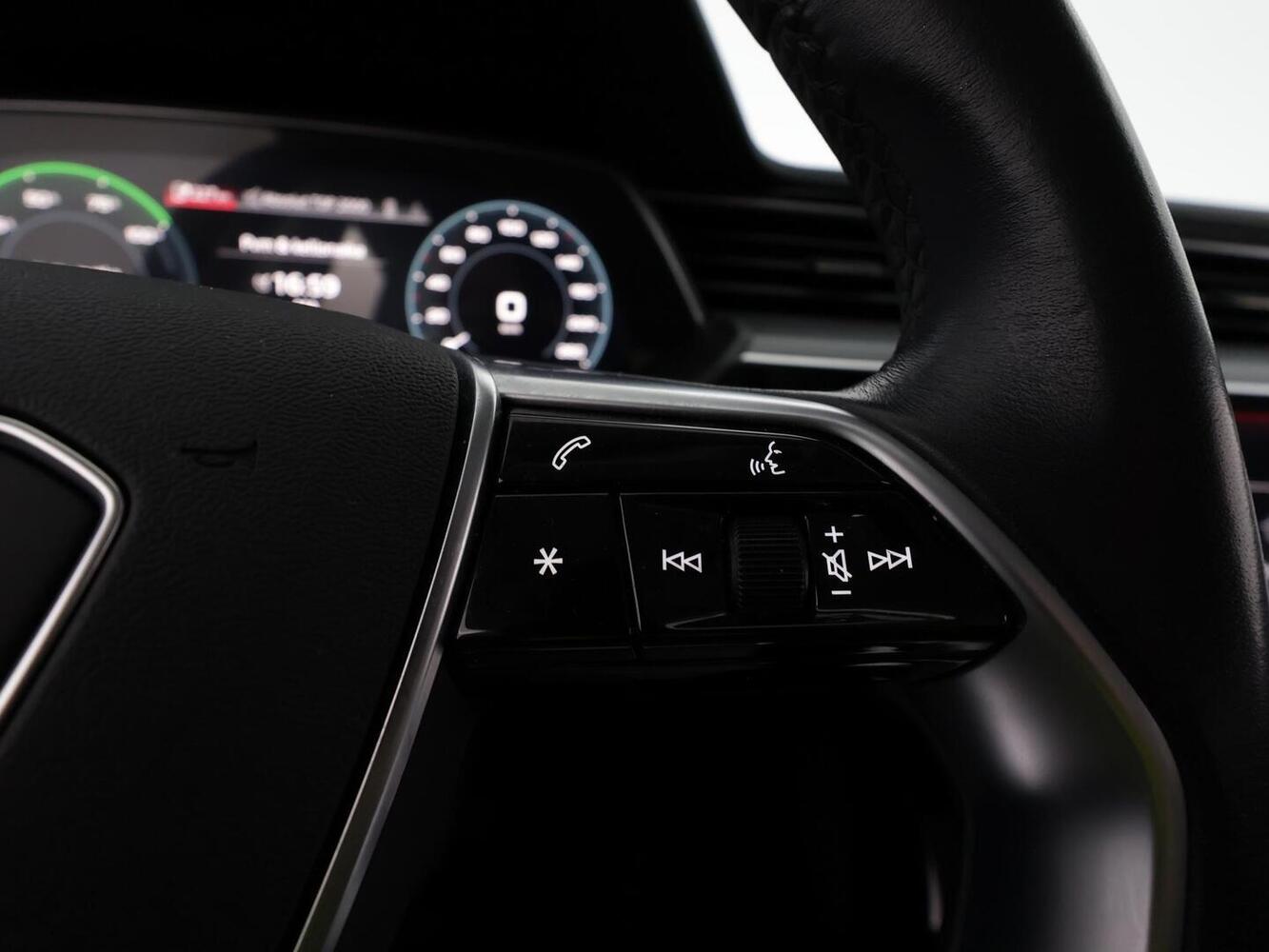 Audi e-tron vaihtoauto