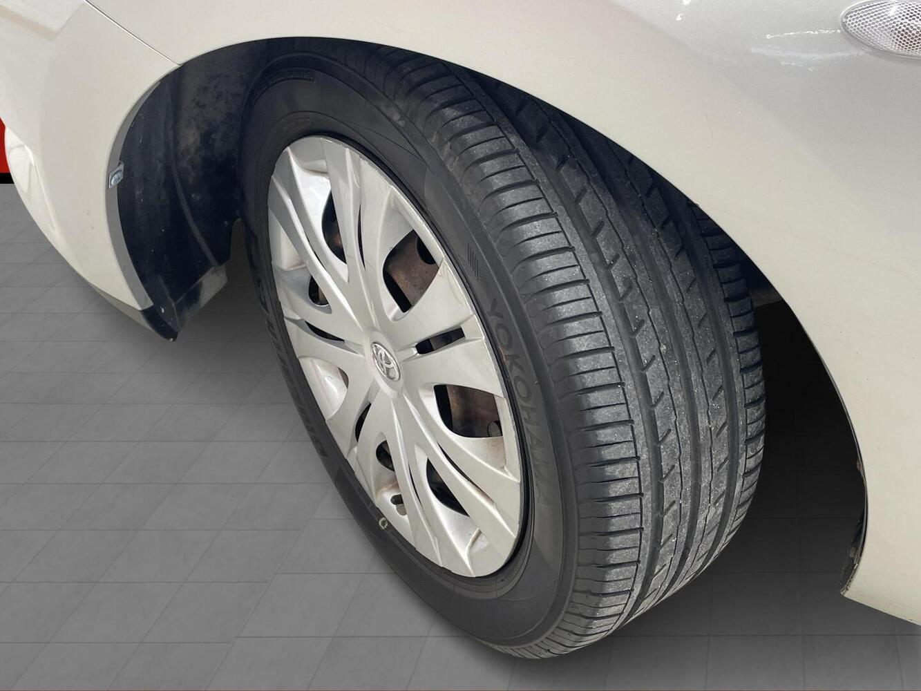 Toyota Auris vaihtoauto