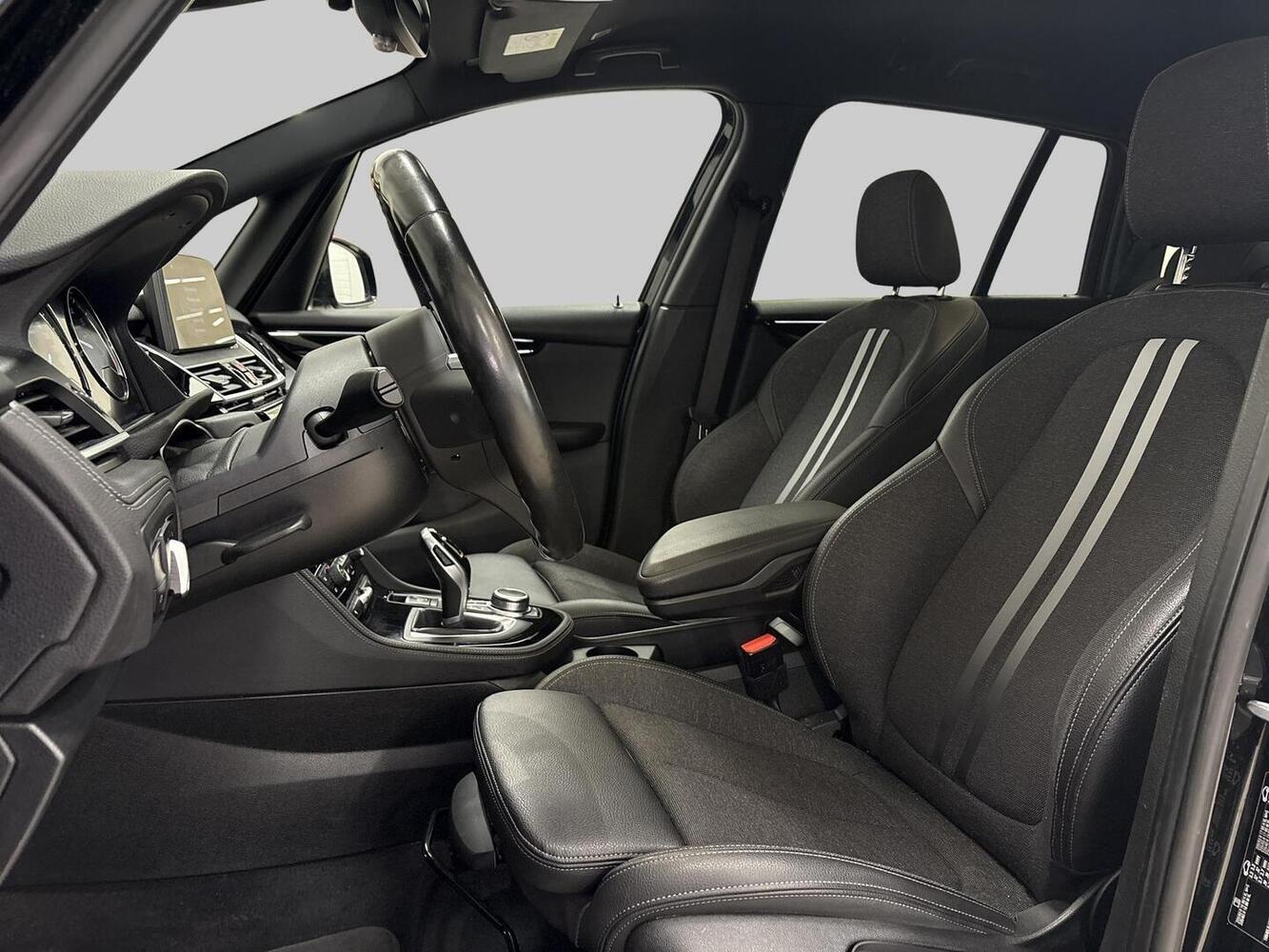 BMW 218 vaihtoauto