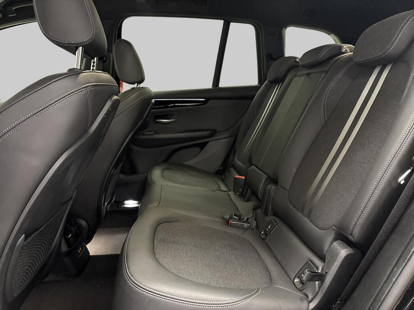 BMW 218 vaihtoauto