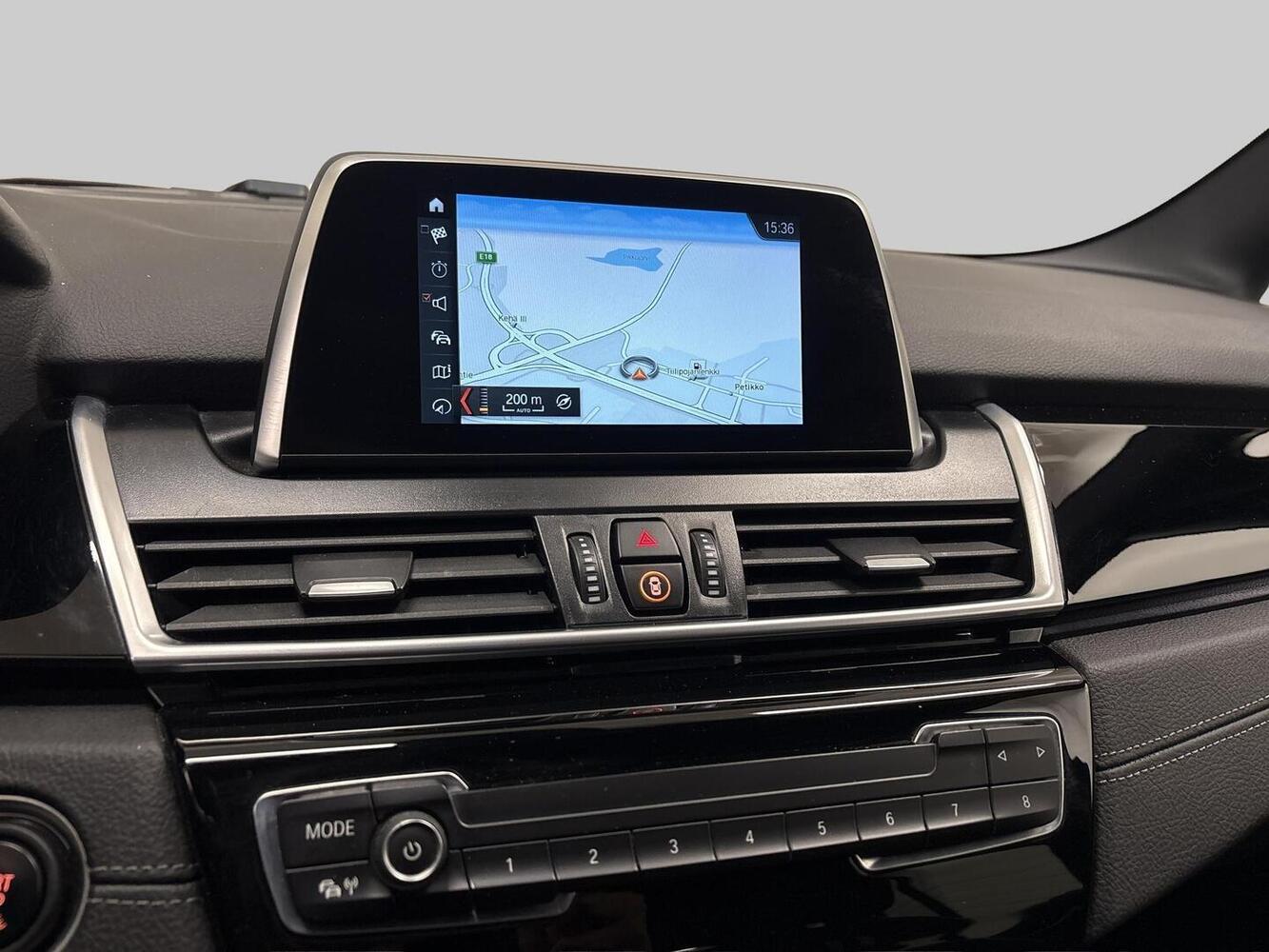 BMW 218 vaihtoauto