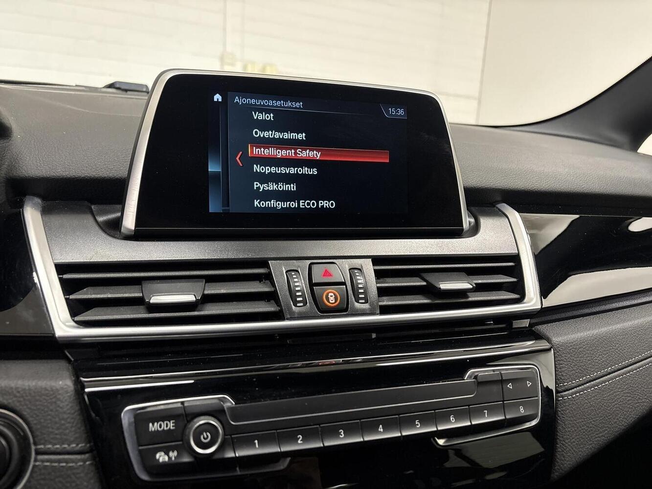 BMW 218 vaihtoauto