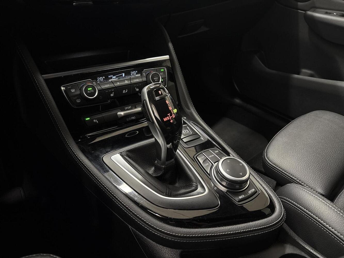 BMW 218 vaihtoauto