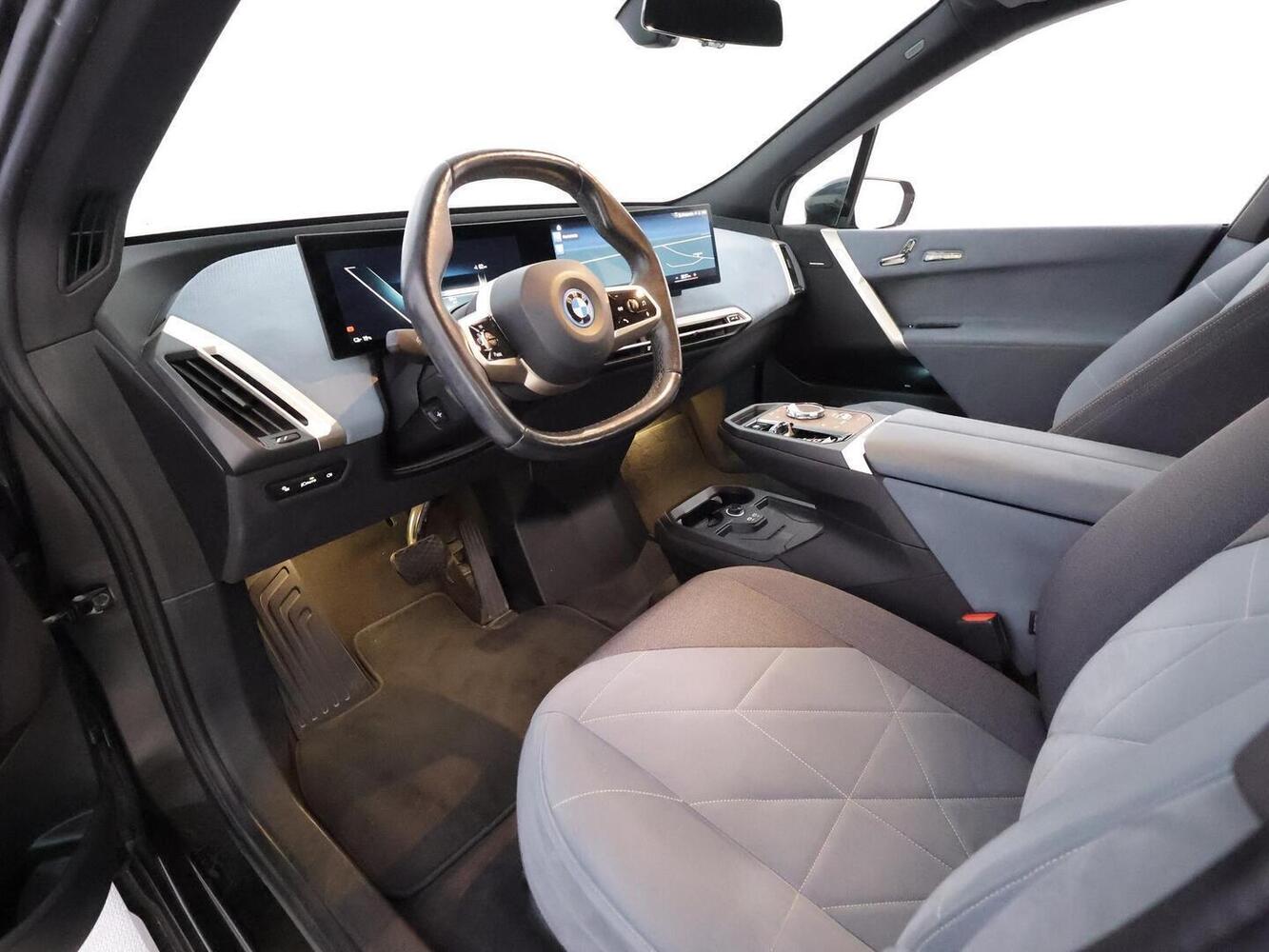 BMW iX vaihtoauto