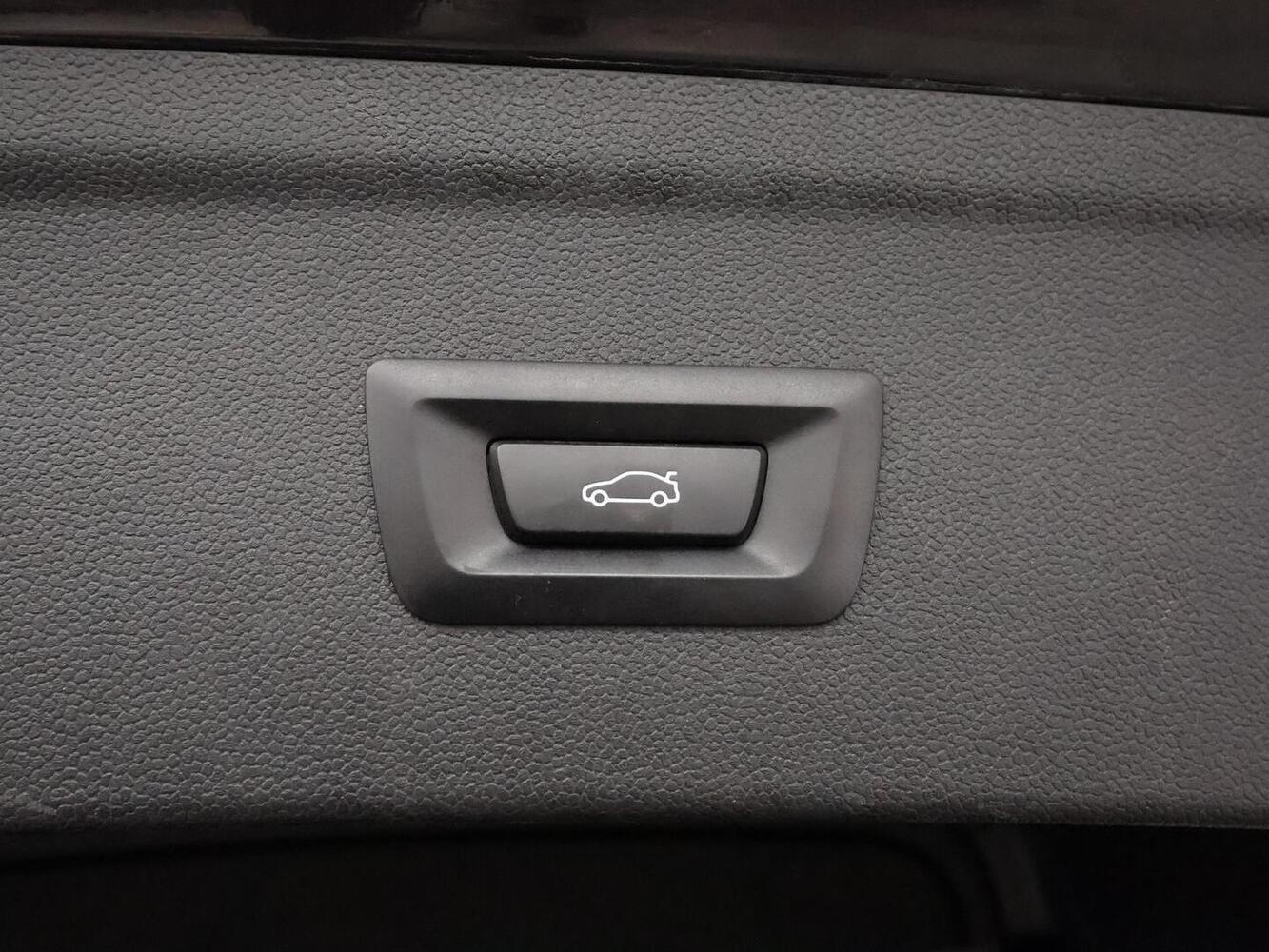 BMW iX vaihtoauto