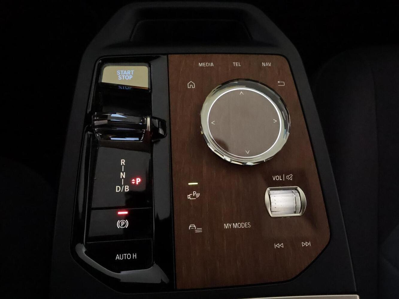BMW iX vaihtoauto