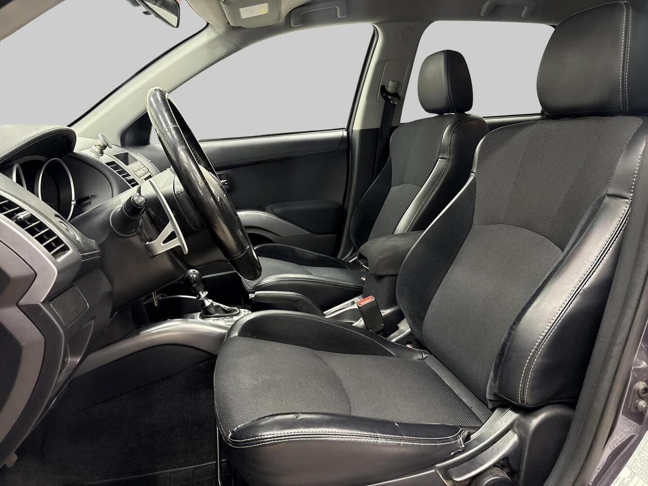 Mitsubishi Outlander vaihtoauto
