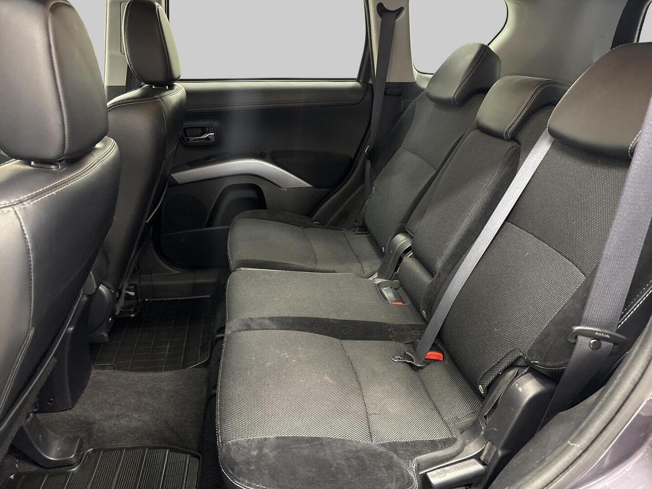 Mitsubishi Outlander vaihtoauto