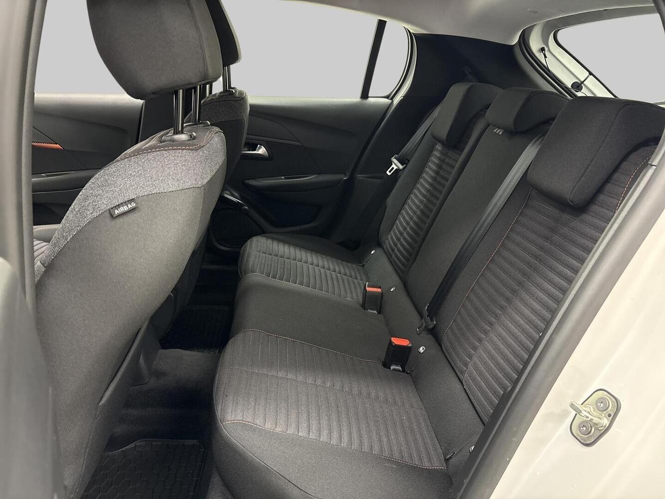 Peugeot 208 vaihtoauto