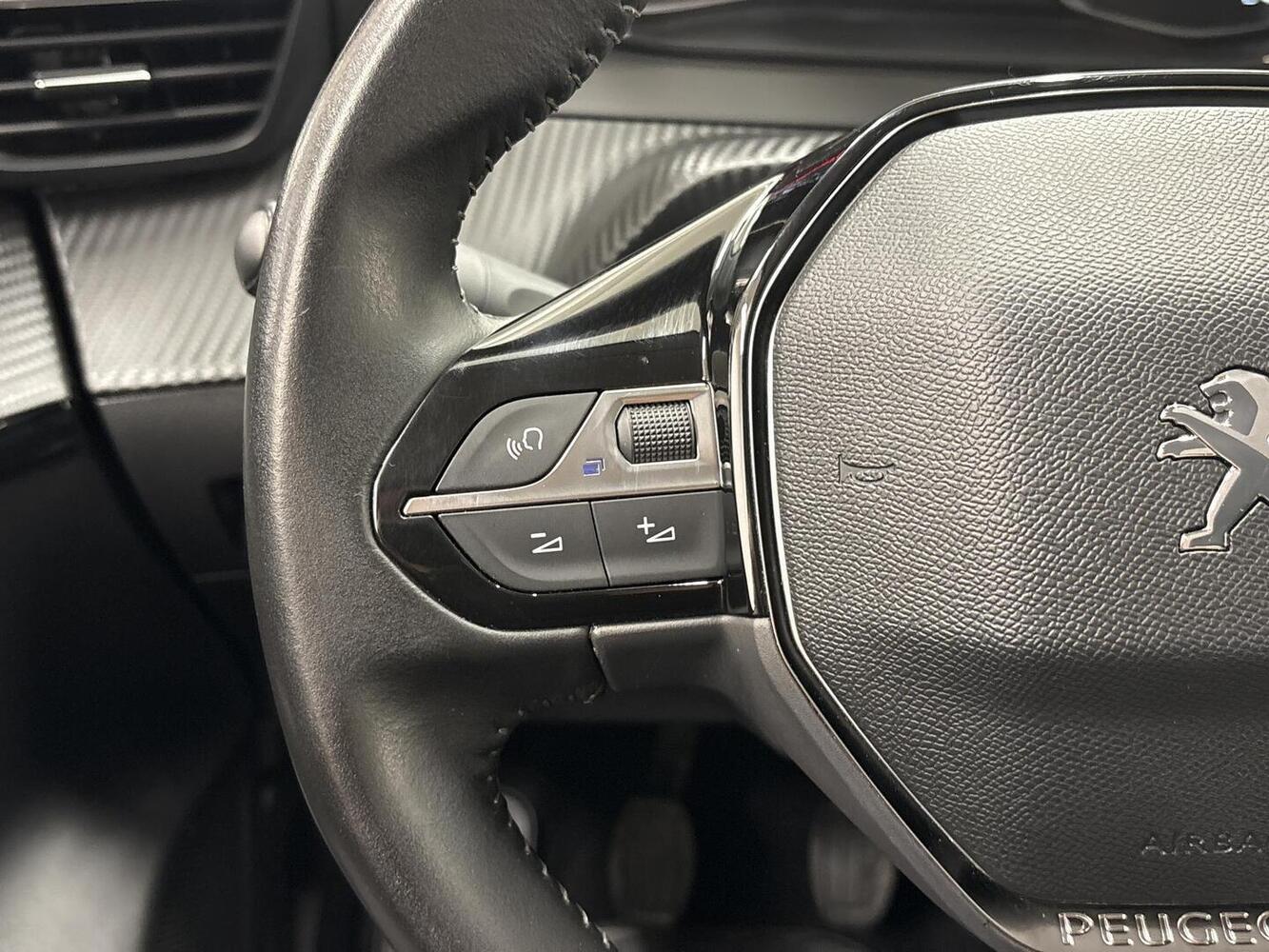 Peugeot 208 vaihtoauto