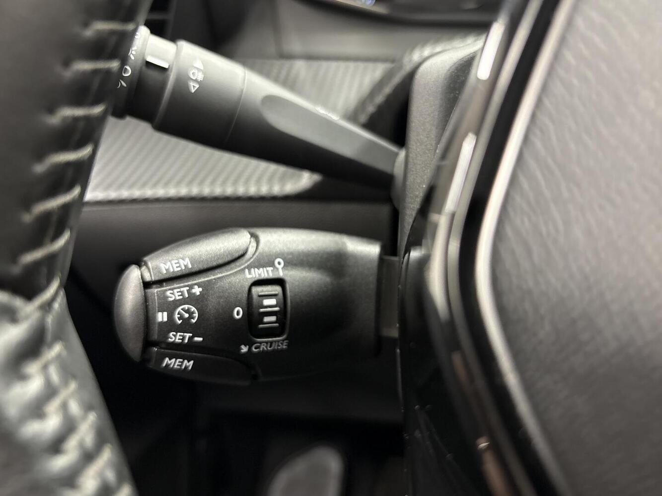 Peugeot 208 vaihtoauto