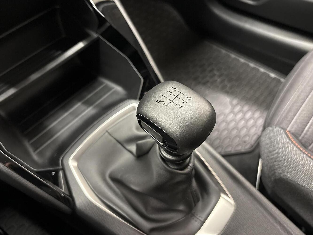 Peugeot 208 vaihtoauto