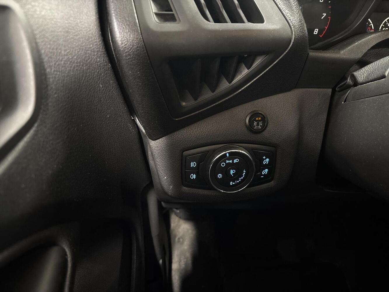 Ford Transit Connect vaihtoauto