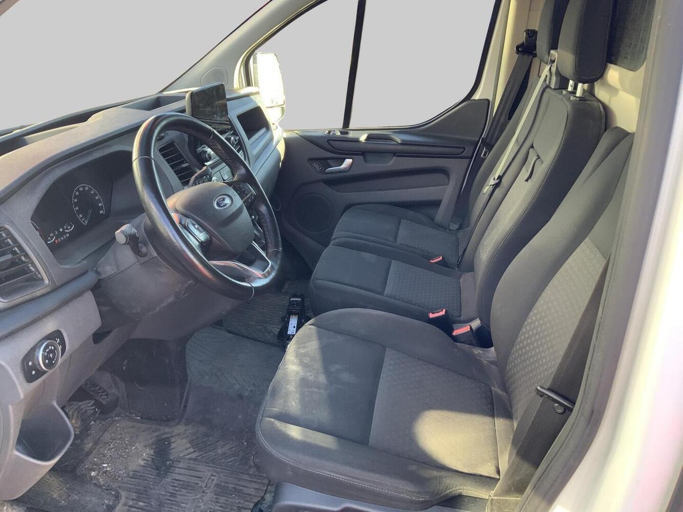 Ford Transit Custom vaihtoauto