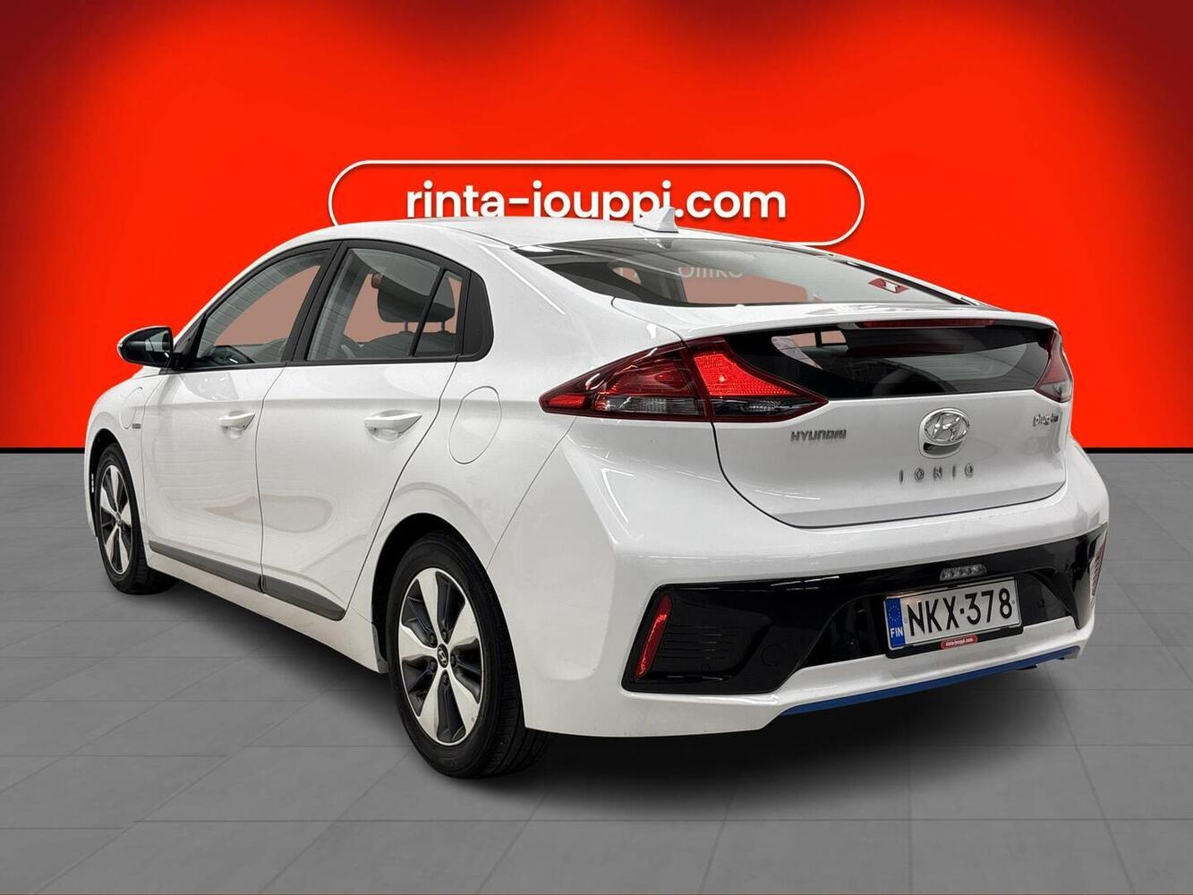 Hyundai IONIQ plug-in vaihtoauto