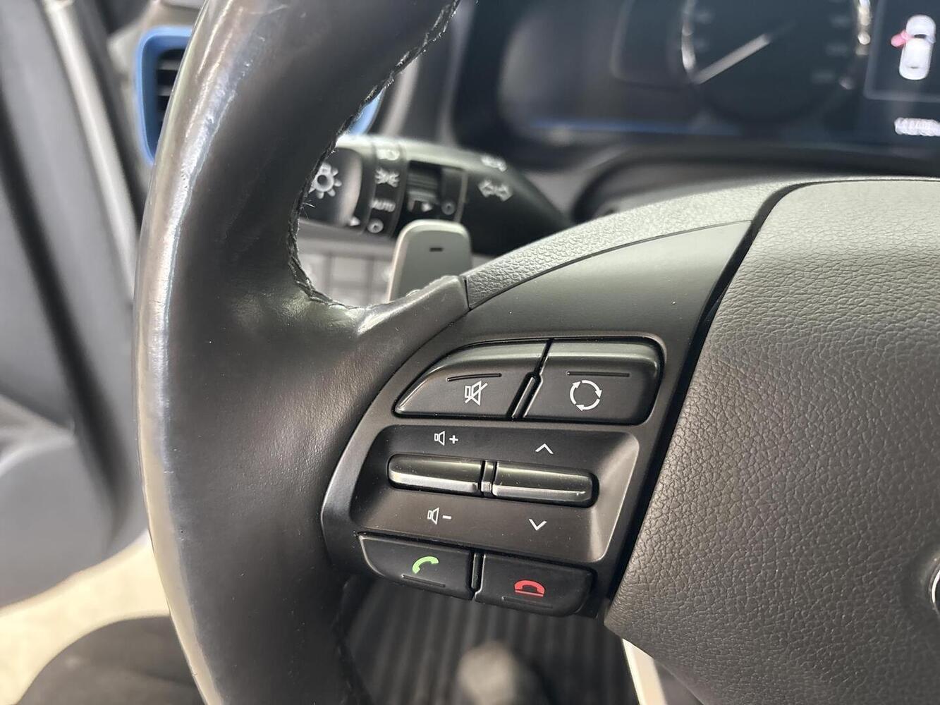 Hyundai IONIQ plug-in vaihtoauto