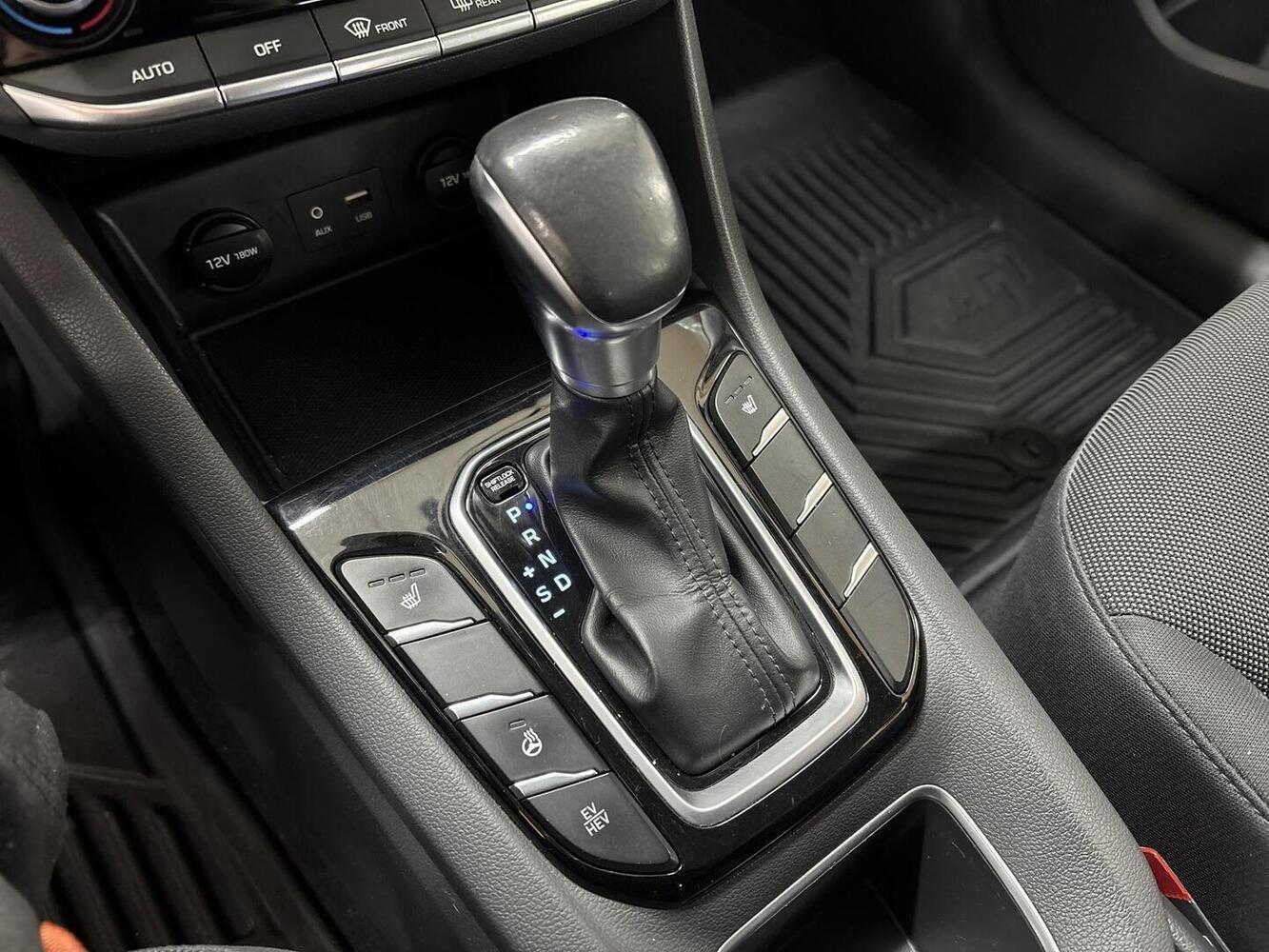 Hyundai IONIQ plug-in vaihtoauto