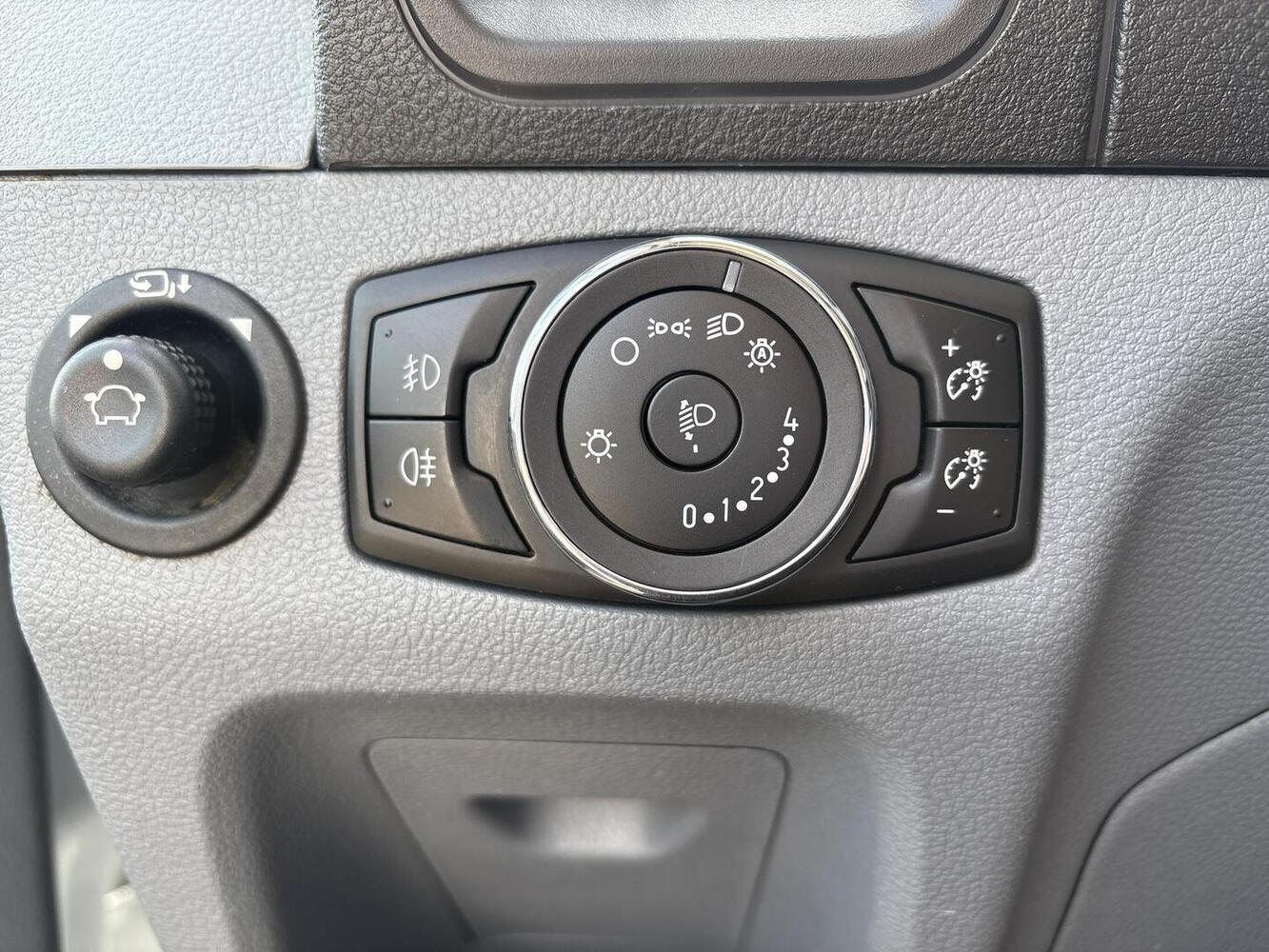 Ford Transit vaihtoauto