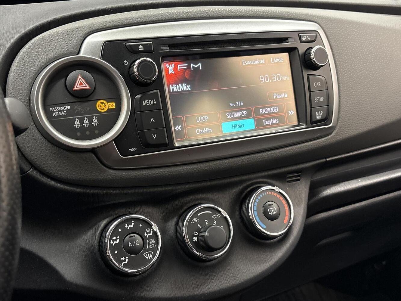 Toyota Yaris vaihtoauto