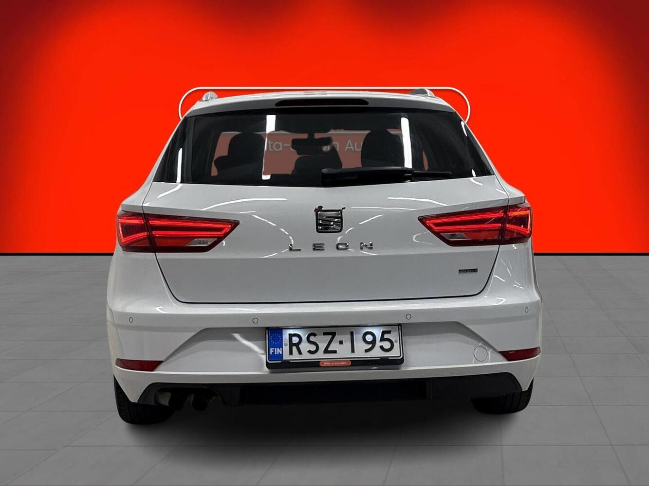 SEAT Leon ST vaihtoauto