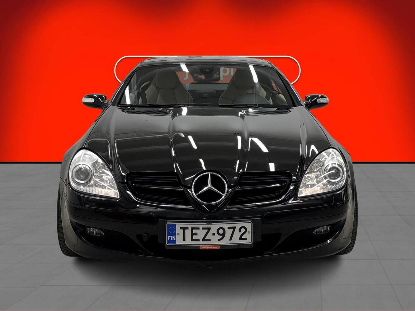 Mercedes-Benz SLK vaihtoauto
