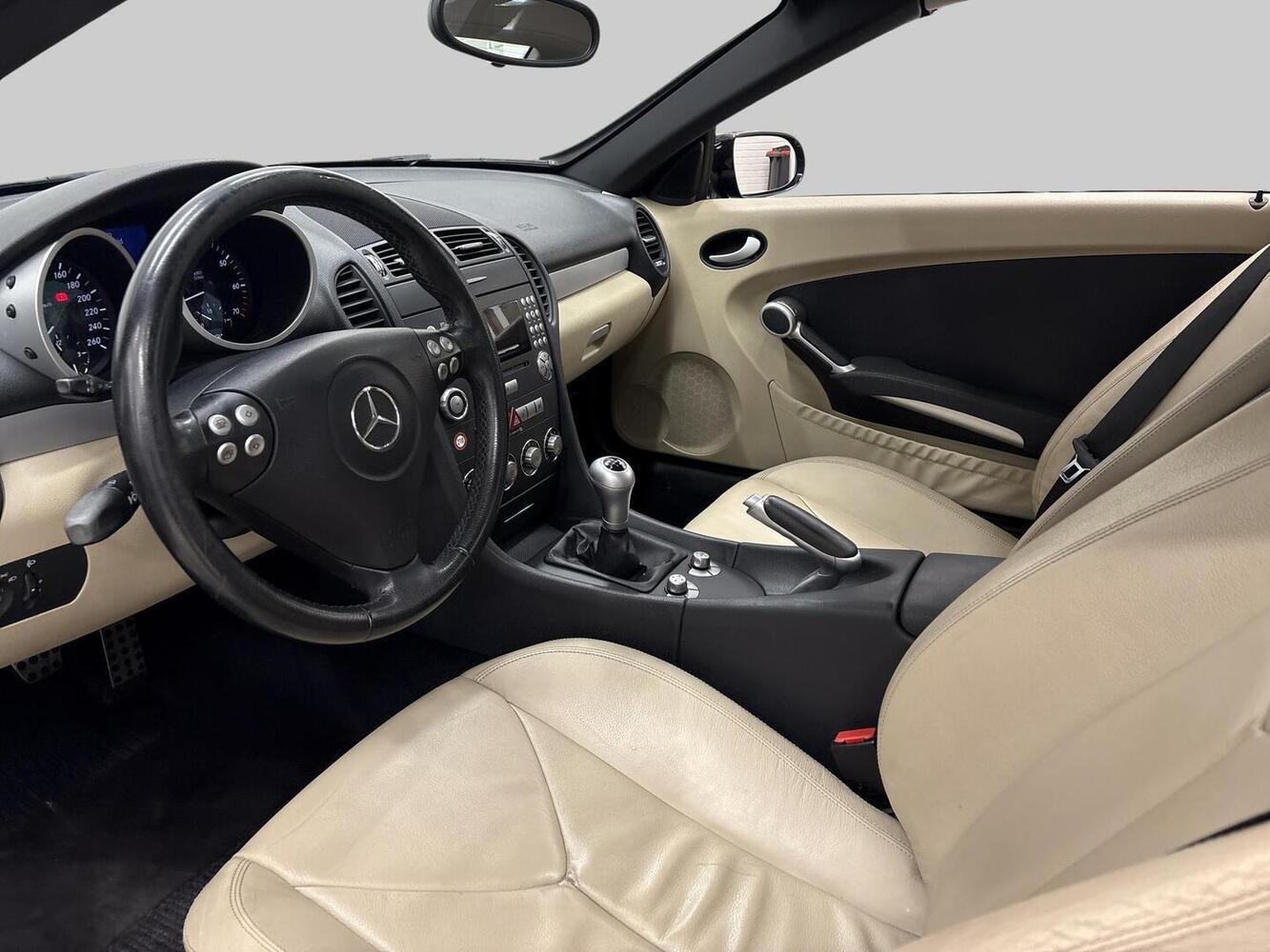 Mercedes-Benz SLK vaihtoauto