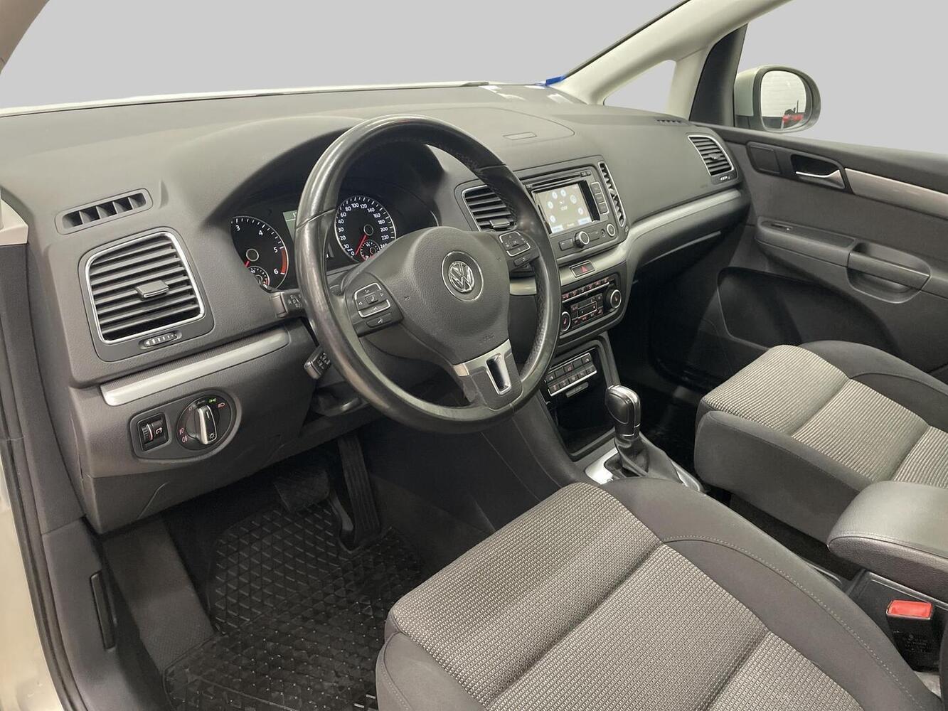 Volkswagen Sharan vaihtoauto