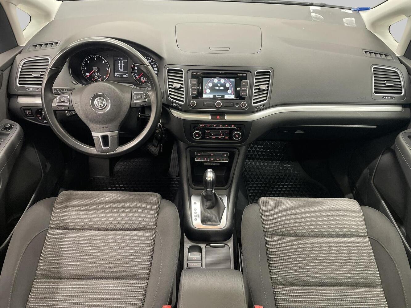 Volkswagen Sharan vaihtoauto