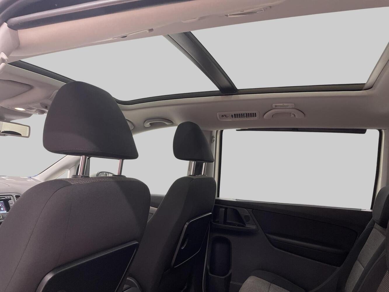 Volkswagen Sharan vaihtoauto