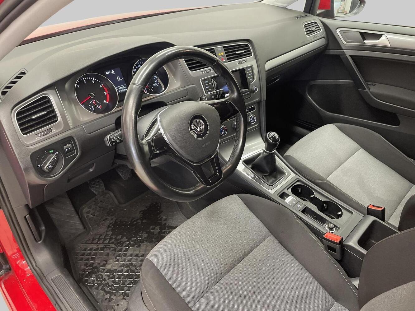 Volkswagen Golf vaihtoauto