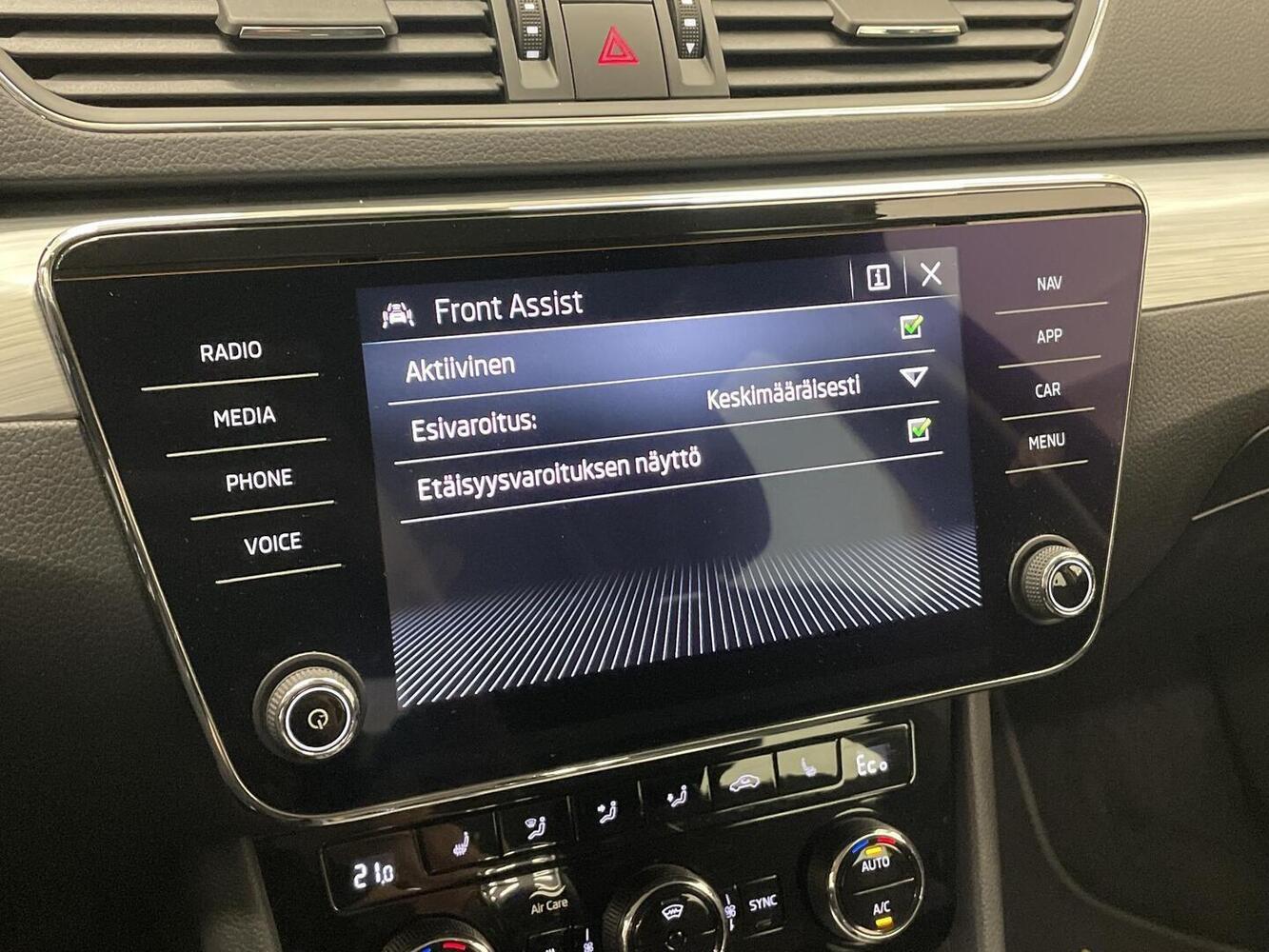 Skoda Superb vaihtoauto