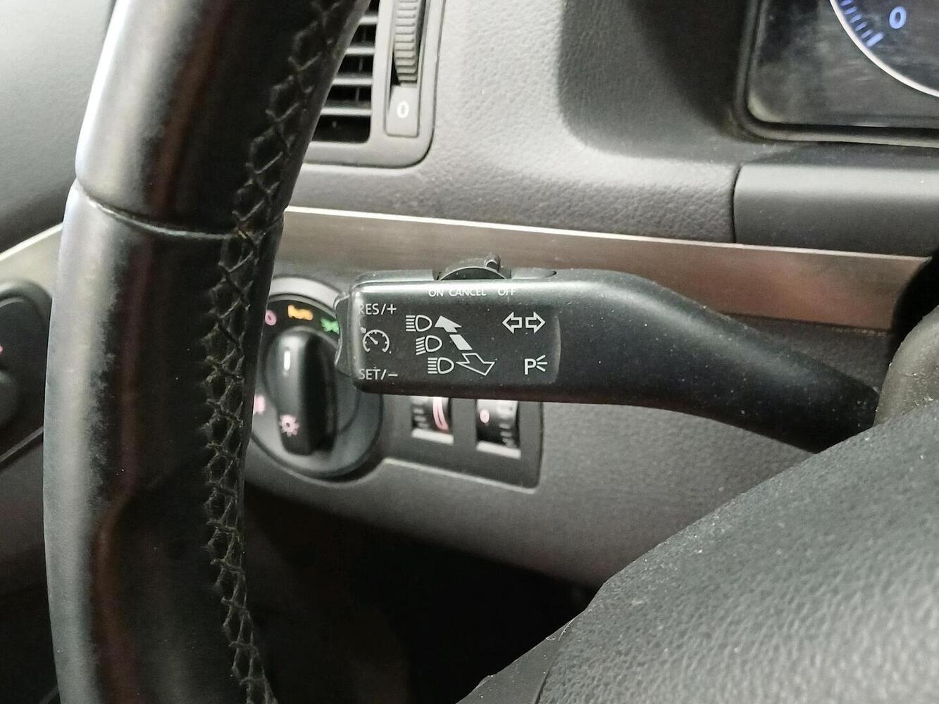 Volkswagen Touran vaihtoauto