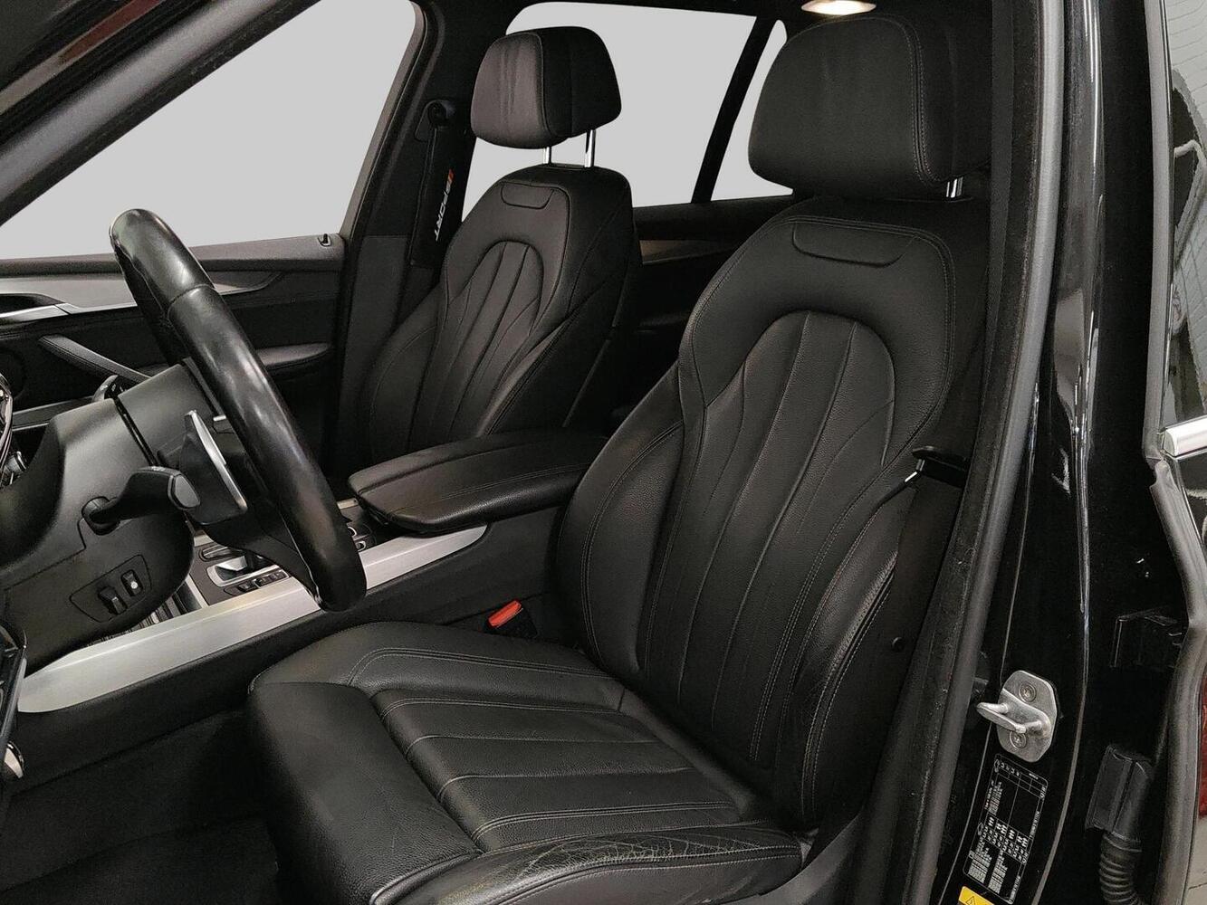 BMW X5 vaihtoauto