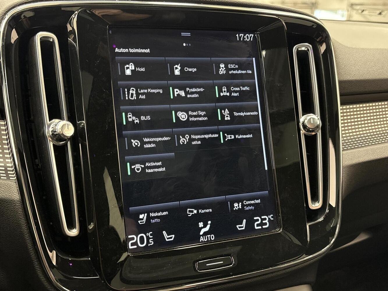 Volvo XC40 vaihtoauto