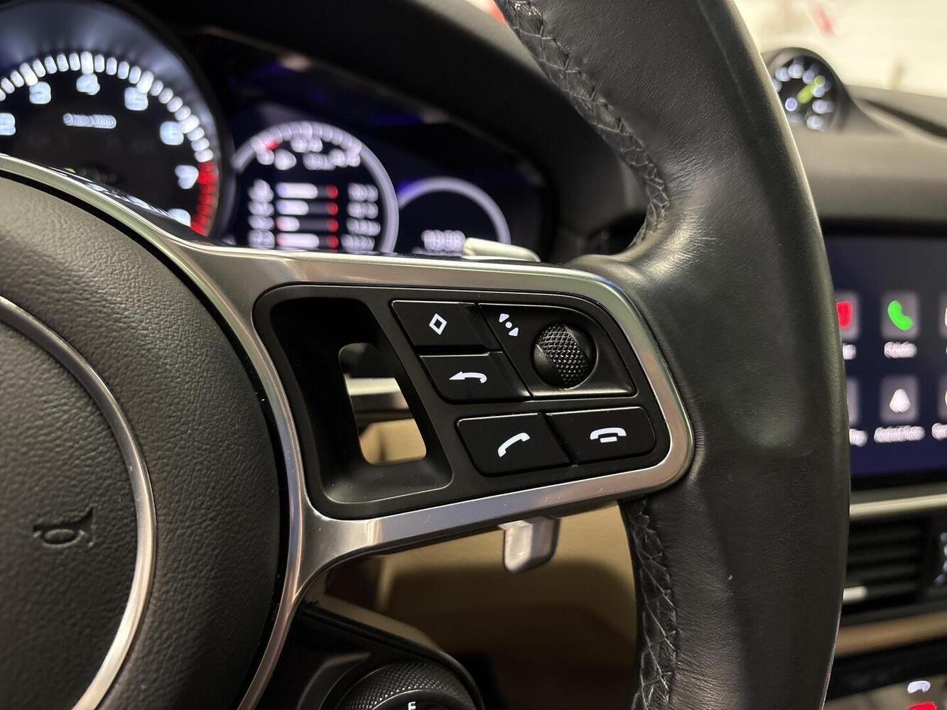 Porsche Cayenne vaihtoauto