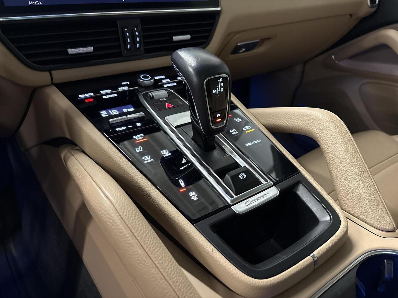 Porsche Cayenne vaihtoauto